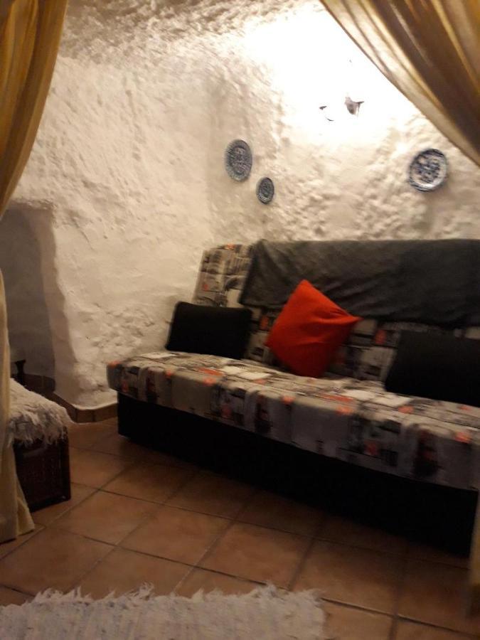 The Welcome Cave Freila Exteriör bild